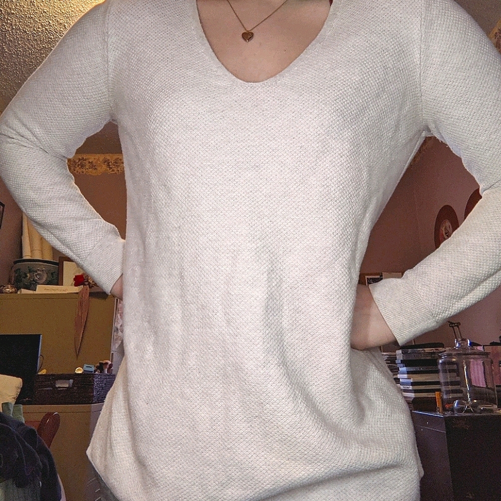 V-neck long sleeve white sweater